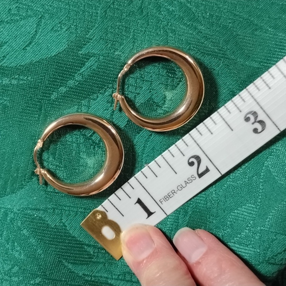 Elegant Italia Rose Tone over Bronze Hoop Earrings - Picture 2 of 6